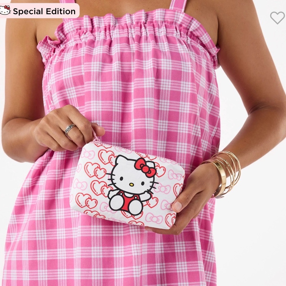 ALOHA- Hello Kitty mini pouch set - Picture 4 of 6